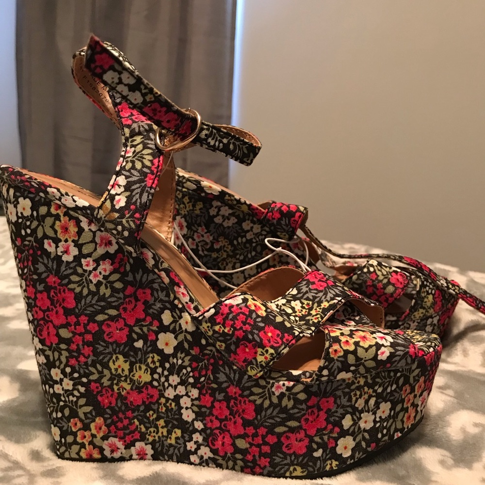 Fun Floral Platform Wedges